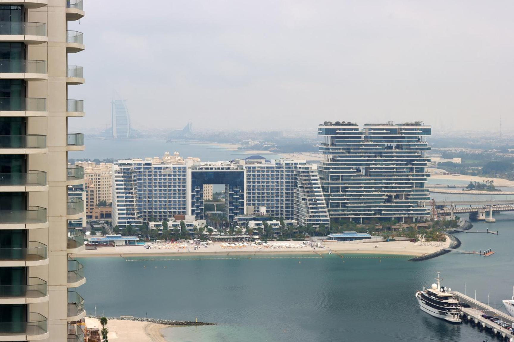 Apartment Livbnb-3br Maid's With Marina And Skyline Views Dubai
