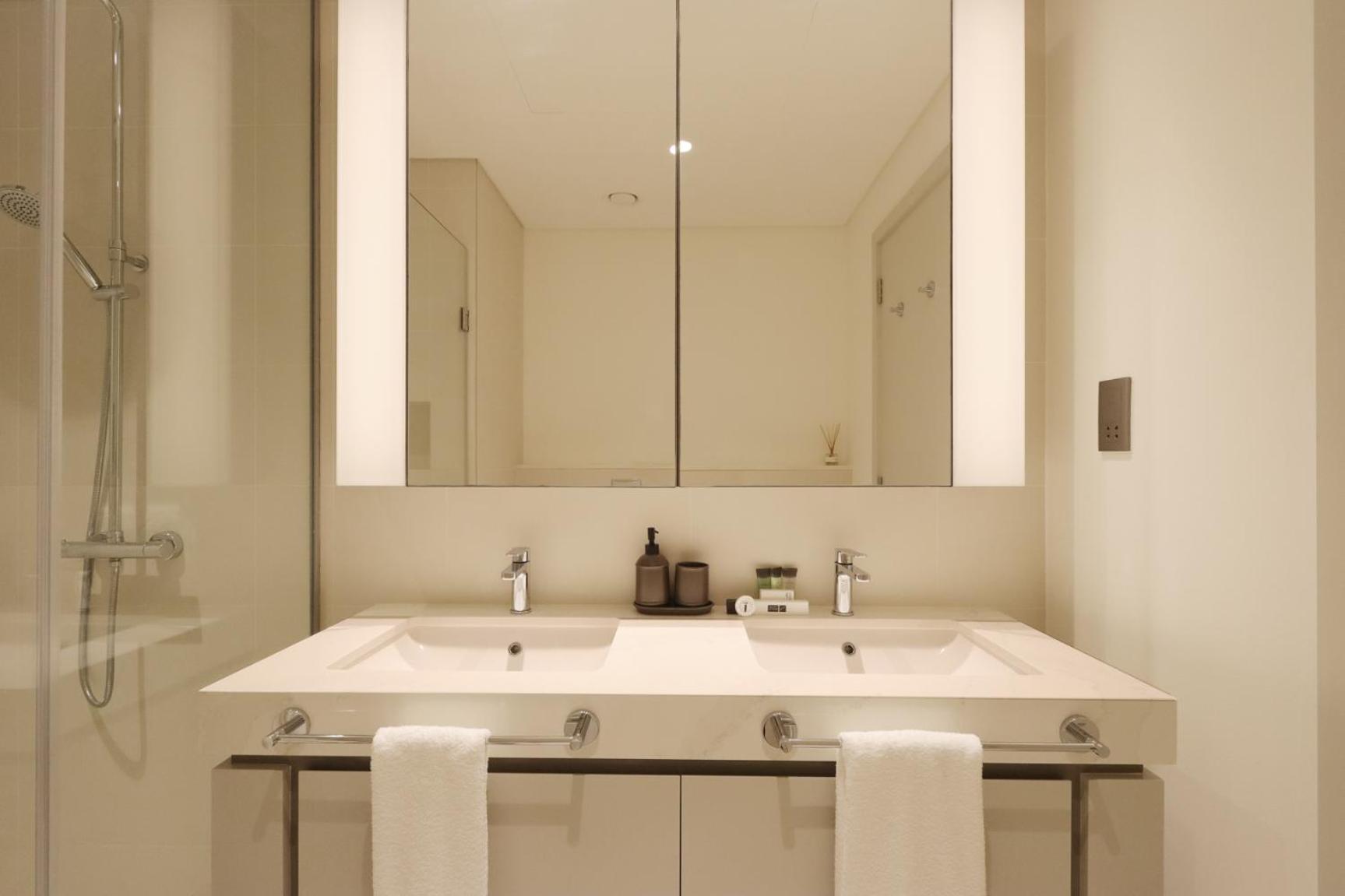 Apartment Livbnb-3br Maid's With Marina And Skyline Views